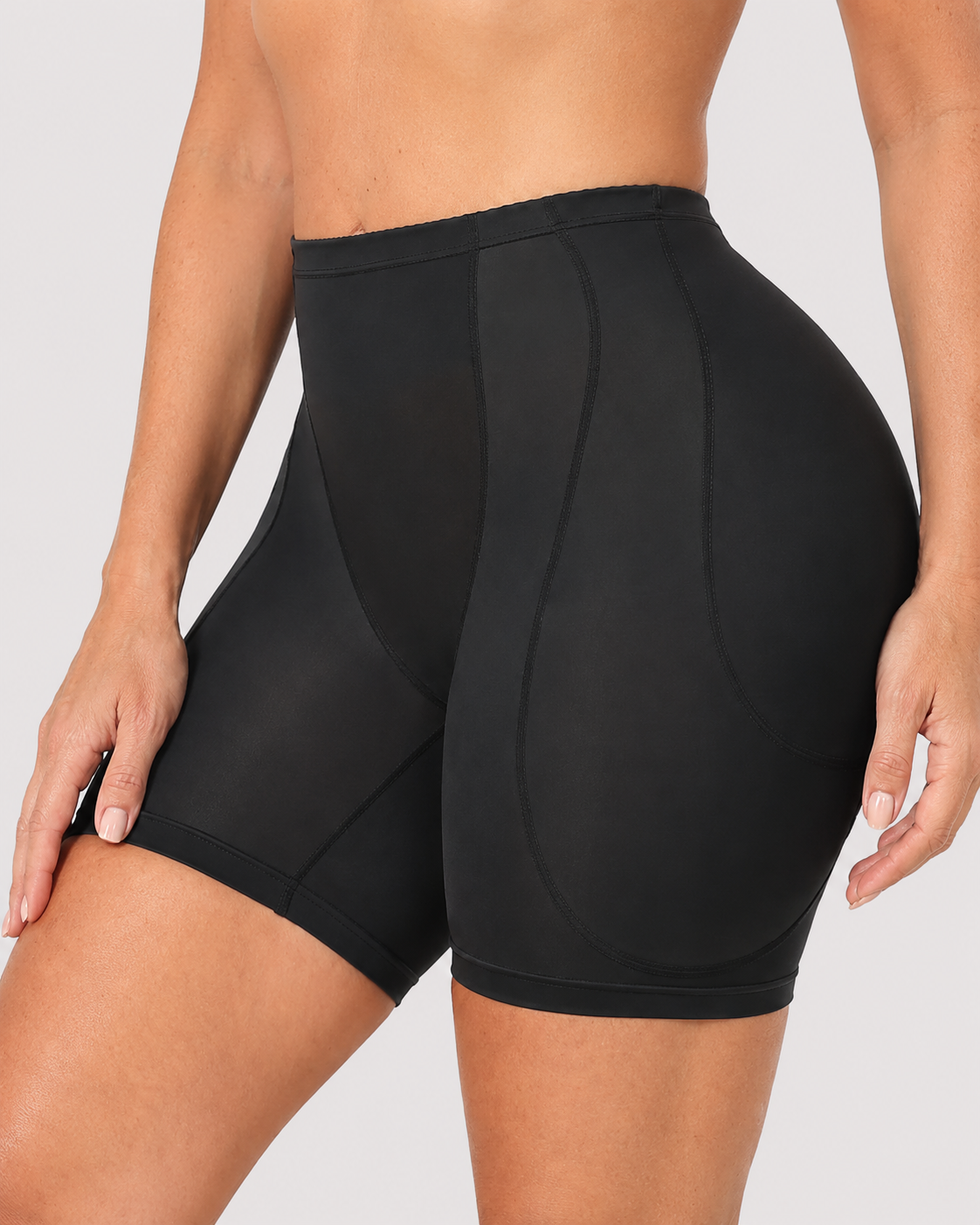 Seamless Butt-Lifting Shorts with Removable Padding